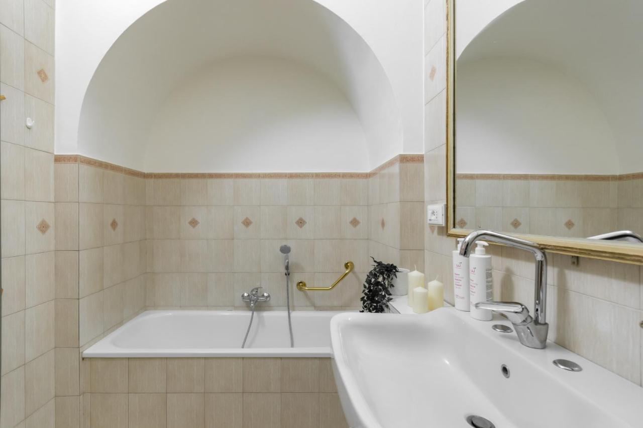 Elegante E Raffinato In Zona Crocetta Apartment Turin Exterior photo